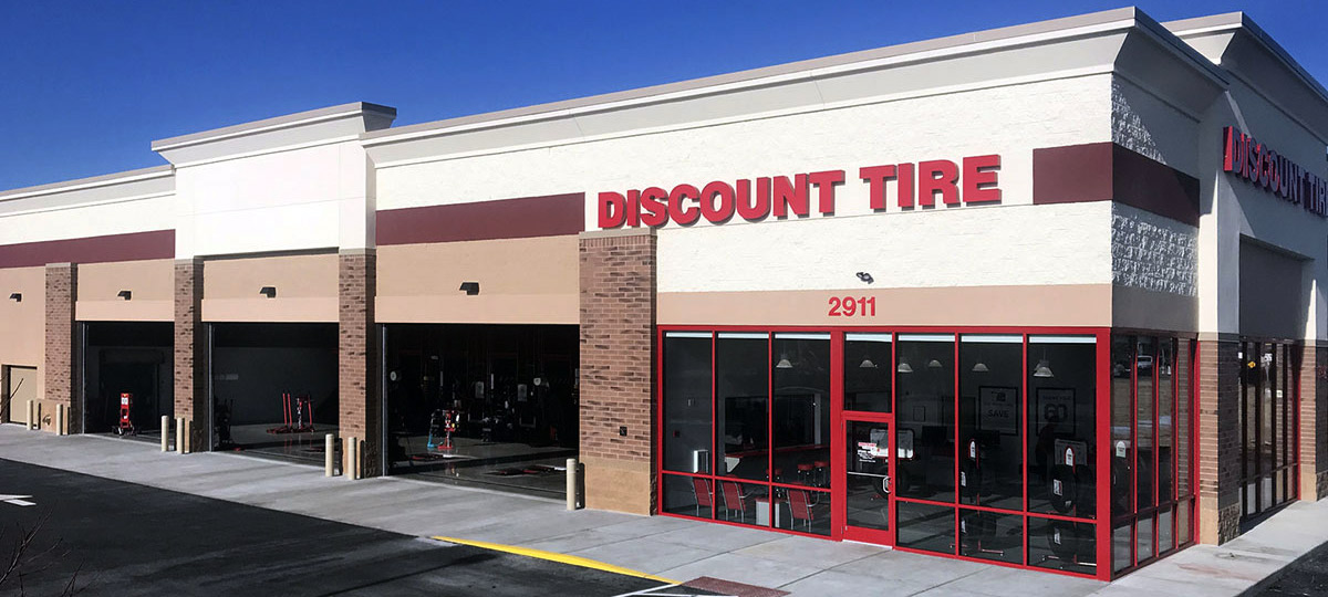 Tire Shop in Johnsburg, IL 60051 Discount Tire Stores
