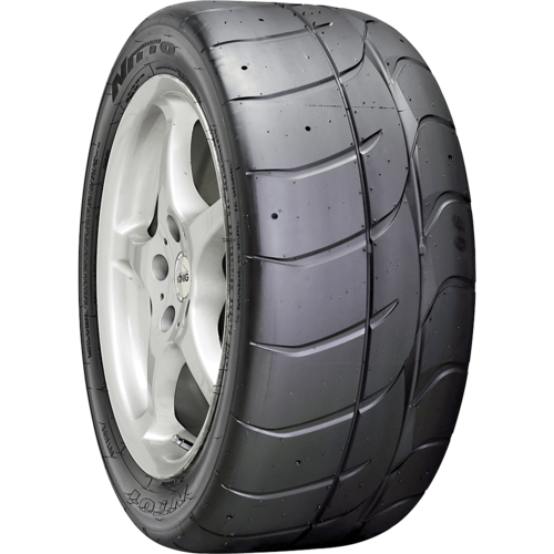 Nitto NT01 | Discount Tire