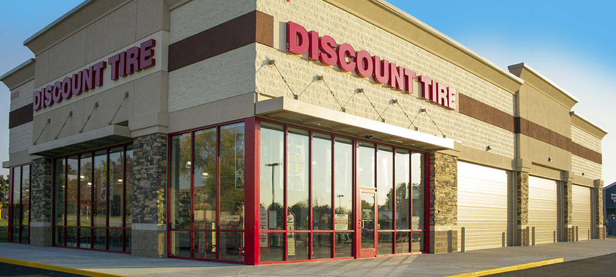 Tire Shop in Kansas City, MO 64118 Discount Tire Stores