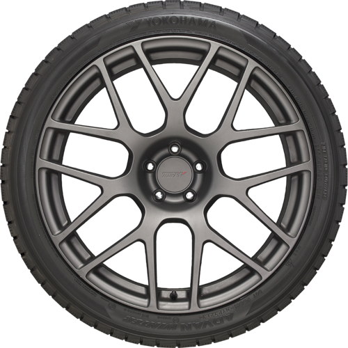 Yokohama ADVAN Winter 265 /35 R20 99V XL BSW | Discount Tire
