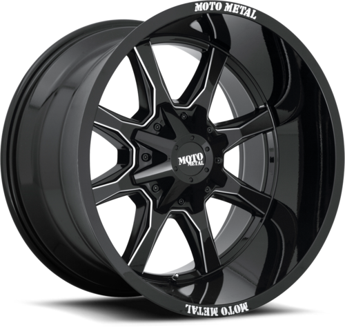 4/Moto Metal MO970 Gloss Black 18x10 6x135 / 6x5.5 -24mm (MO970810673A24N