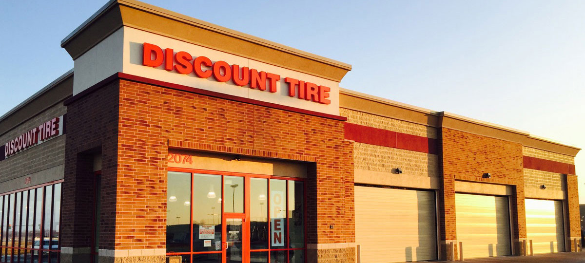 Tire Shop in Bourbonnais, IL 60914 Discount Tire Stores