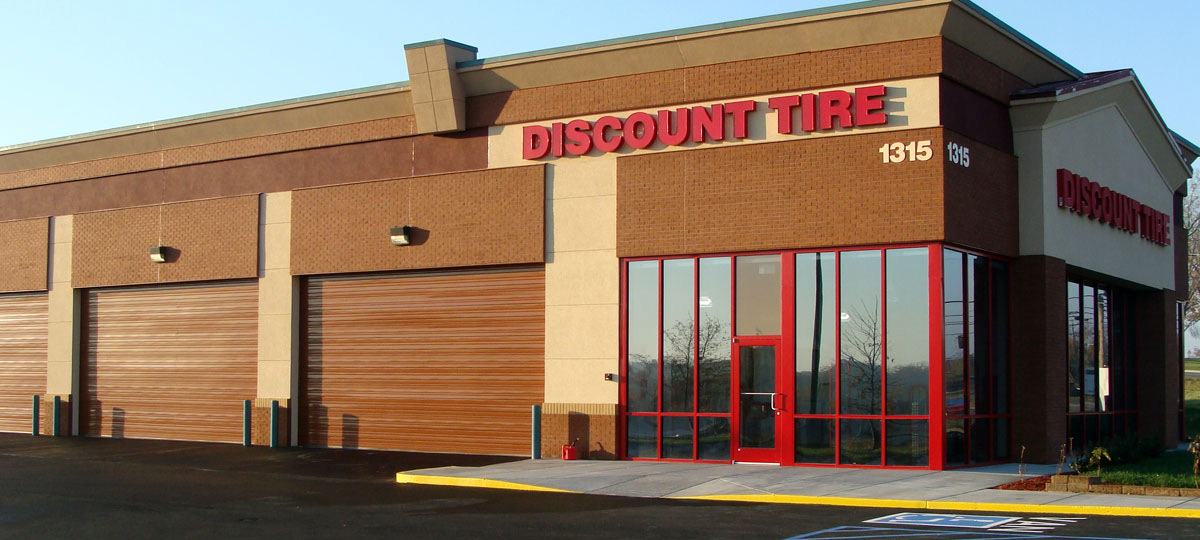 Tire Shop in Gallatin, TN 37066 Discount Tire Stores
