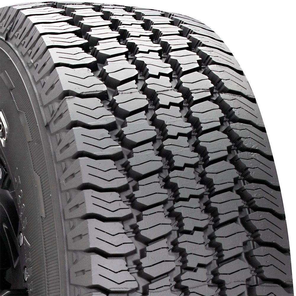 Goodyear Wrangler Armortrac | Discount Tire